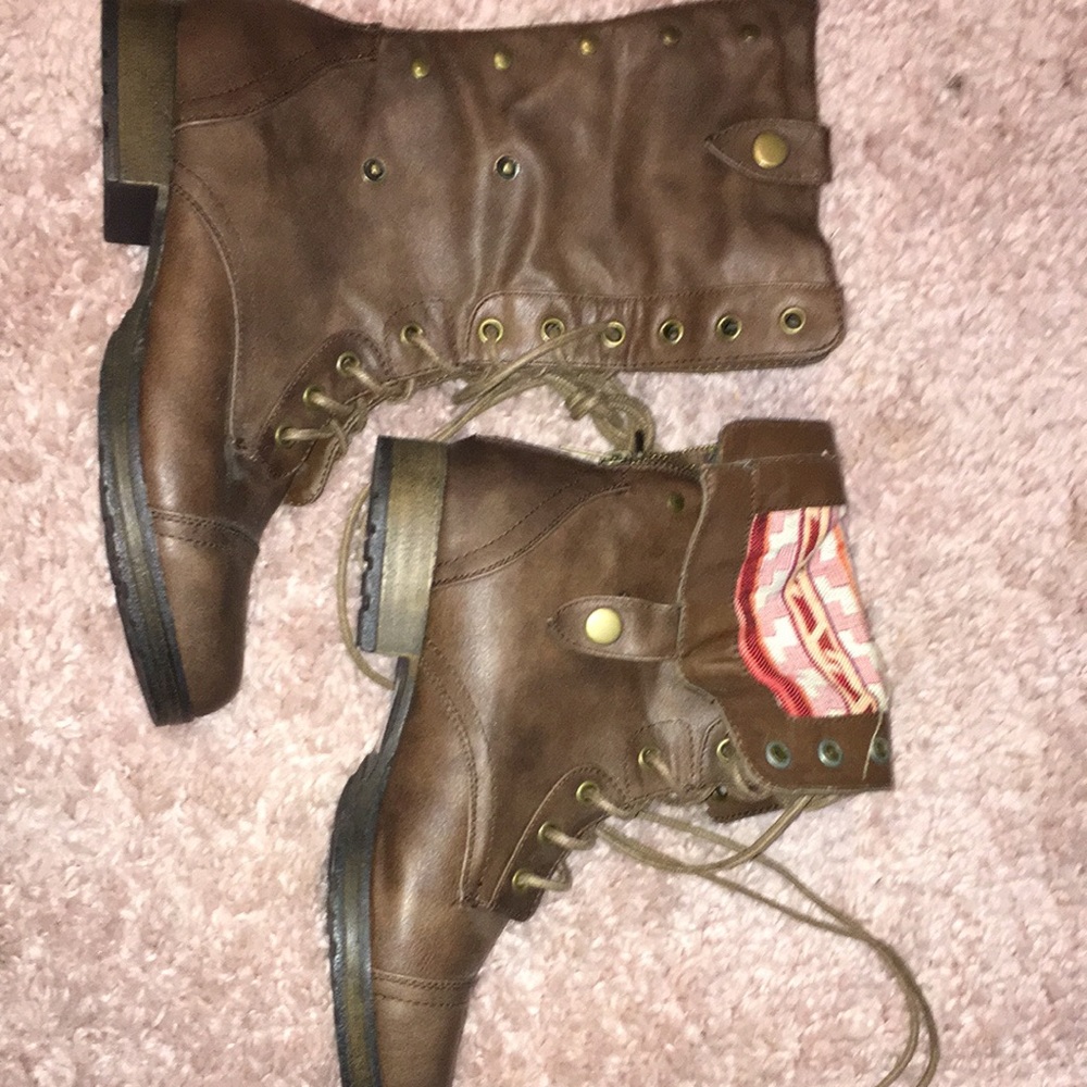 Women’s boots